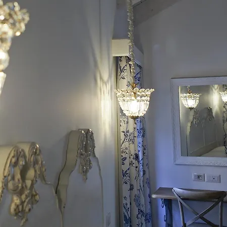 Hotel Le Sei Dame Bardi