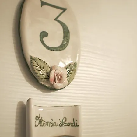 Hotel Le Sei Dame Bardi