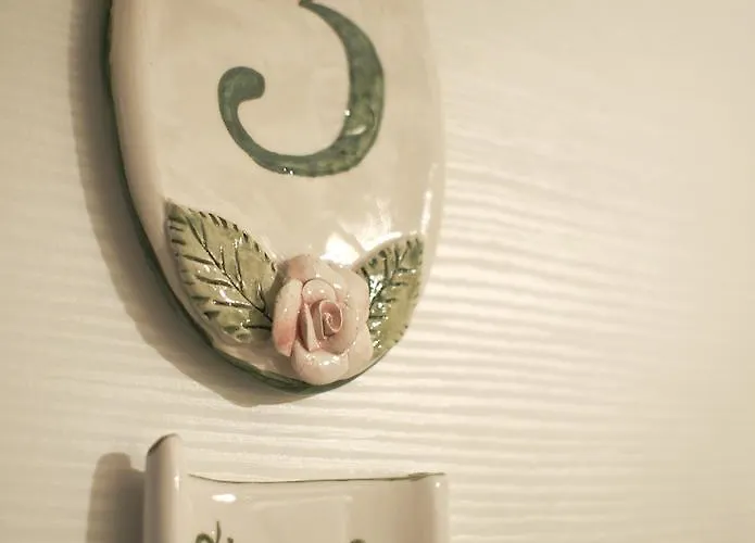 Hotel Le Sei Dame Bardi